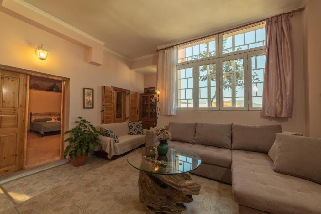 Ferienwohnung Menecrates Rustic - San Matteo Ágios Matthaíos Exterior foto
